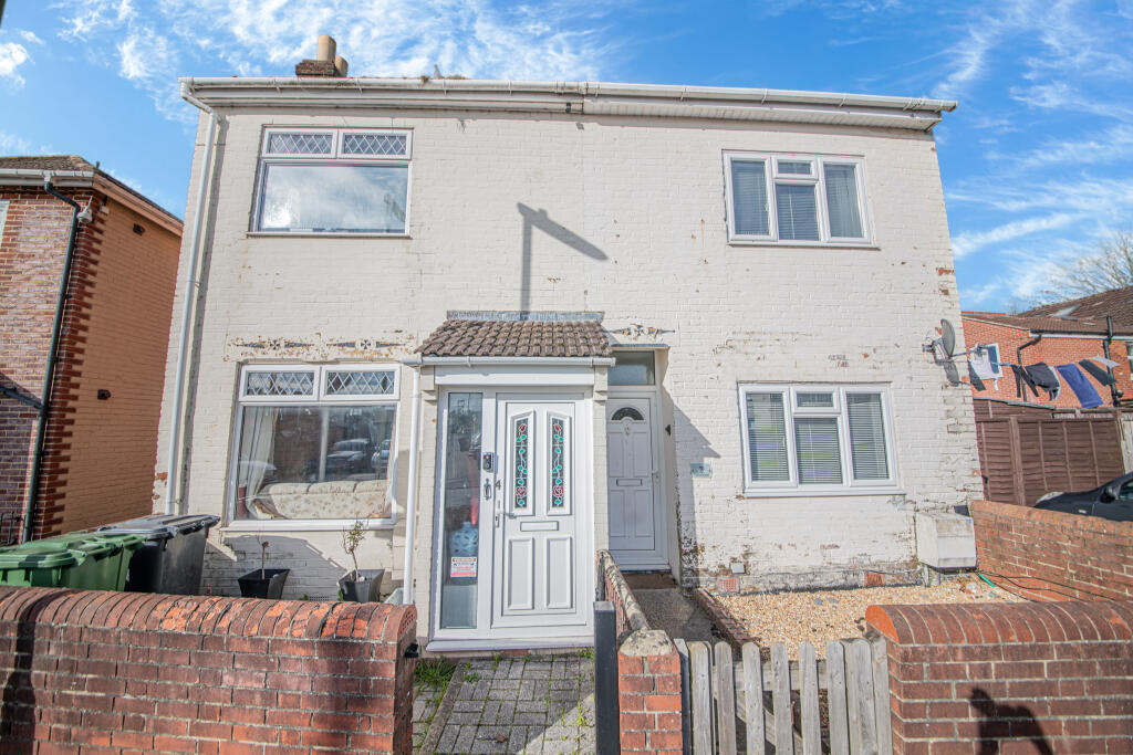 Main image of property: Cherbourg Road, Eastleigh, SO50