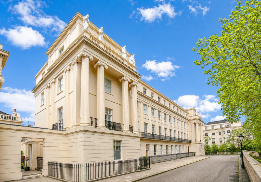 Main image of property: Cumberland Terrace, Regents Park, London, NW1