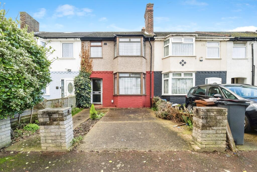 Main image of property: SECOND AVENUE, Dagenham, Essex, RM10