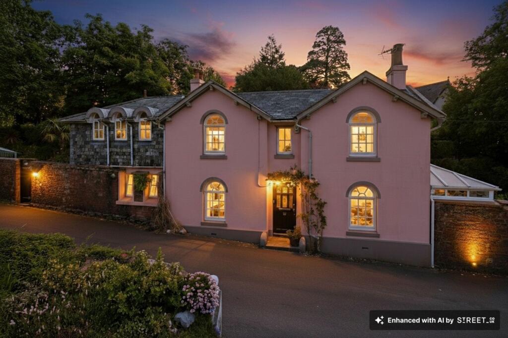 Main image of property: Gorway Cottage, 28 Woodway, Road, Teignmouth, TQ14 8PY