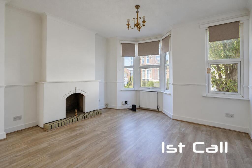 House in Southend-on-Sea - View 5