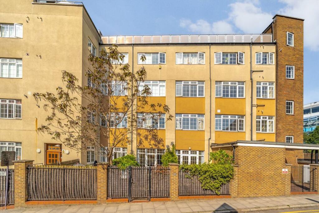 Apartment in London, Lower Clapton, Hackney - More