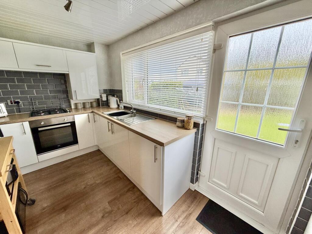House in Kilmarnock, North Ayrshire - More