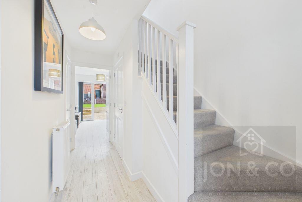 House in Kettering, Leisure Village - More