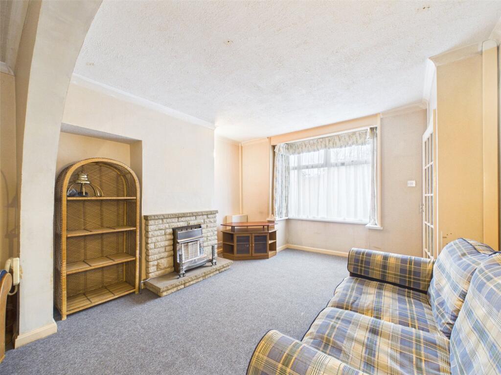 Pirton Lane, Churchdown, Gloucester, Gloucestershire, GL3 photo 2