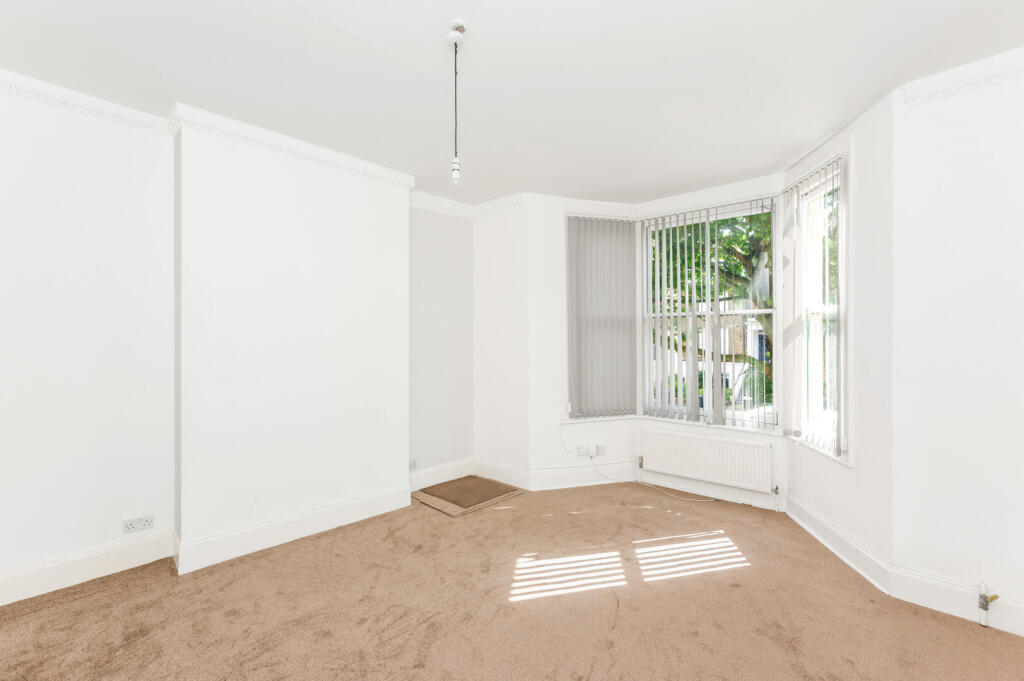 Main image of property: HFF 35 Thurlow Park Road, London