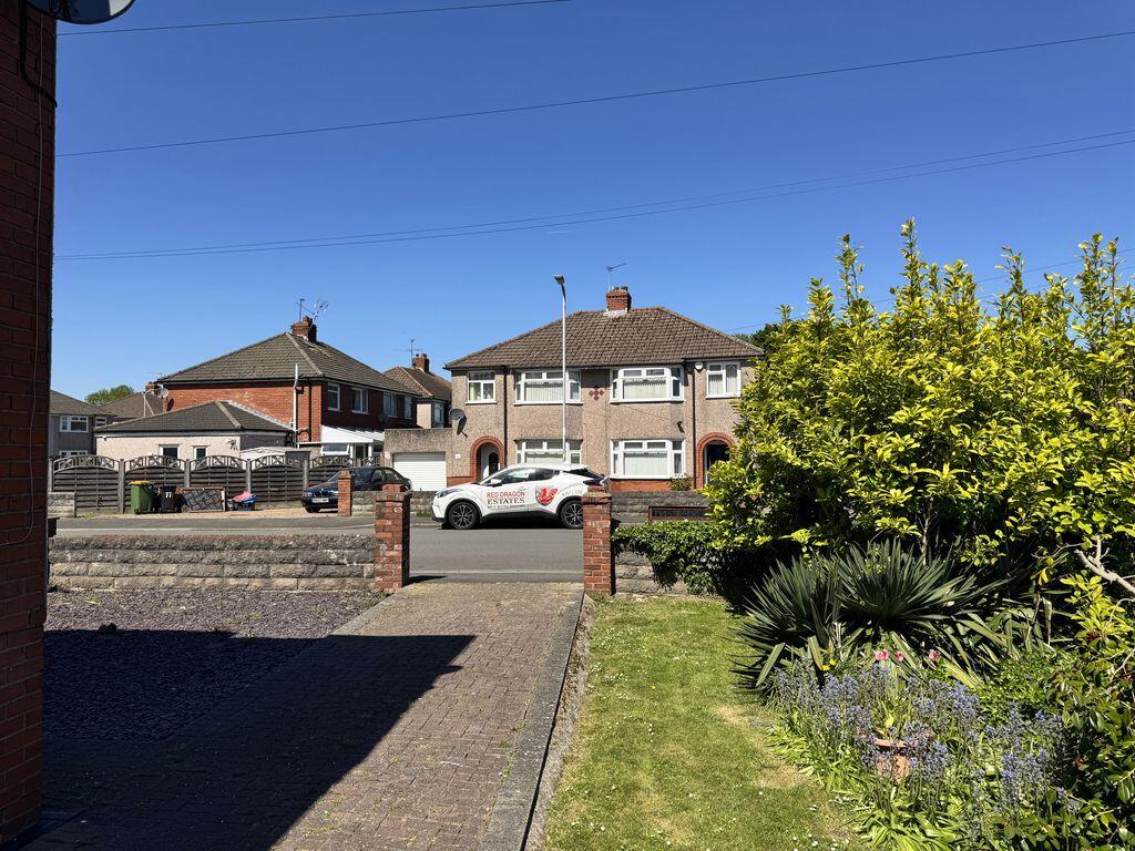 Very Large Gardens. Rare Opportunity. Dorset Crescent, Newport photo 4
