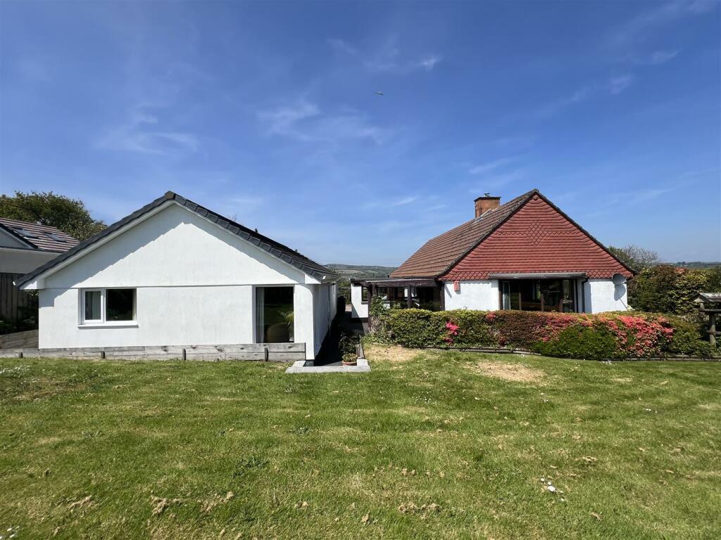 3-bed bungalow on Fairway, Carlyon Bay, St. Austell, £750,000