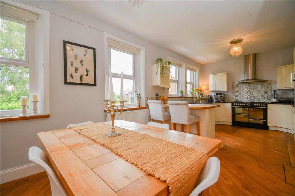 Tollemache Road, Claughton, Wirral photo 4