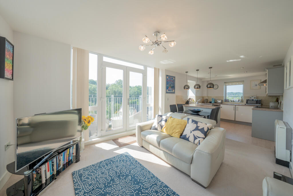 Apartment in Gateshead, North East - View 6