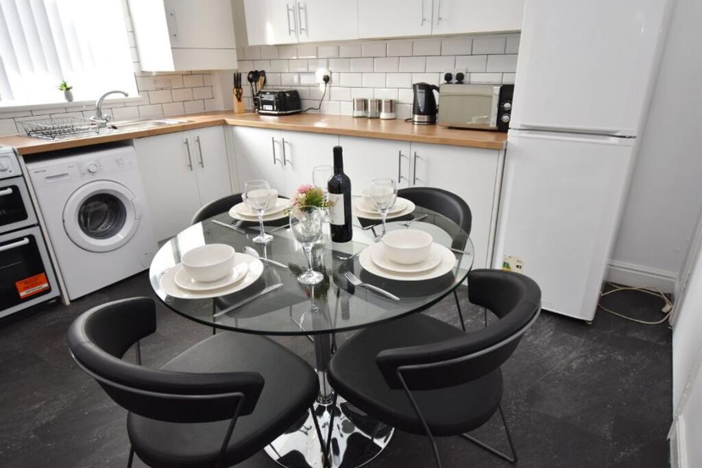 House in Sheffield - View 3