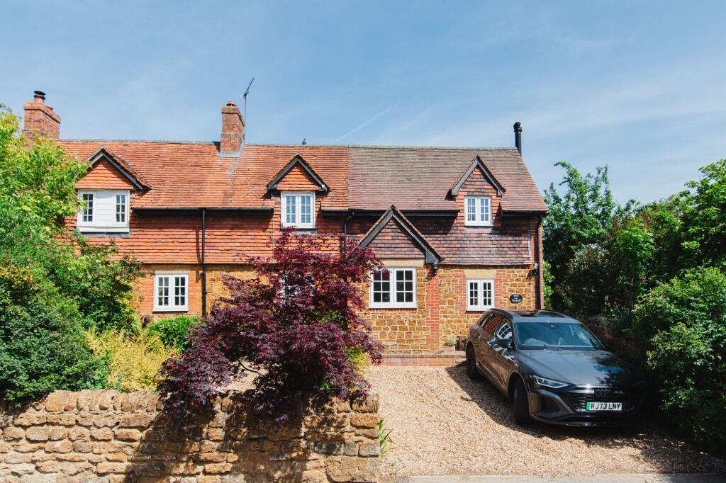 Main image of property: Hanwell, Banbury, OX17