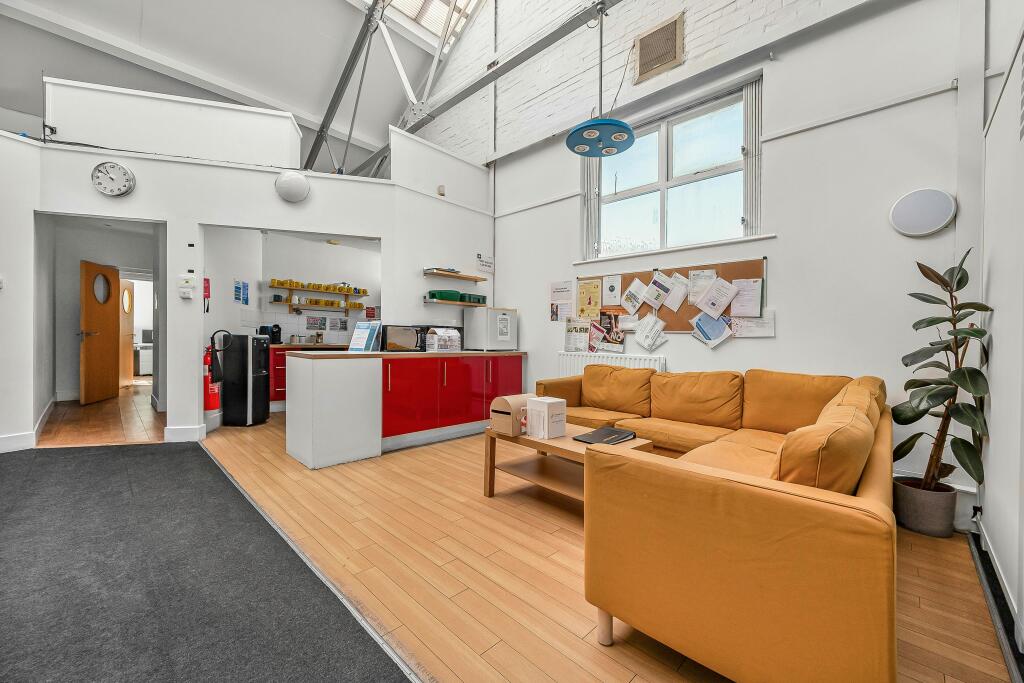 RECEPTION 2.jpg