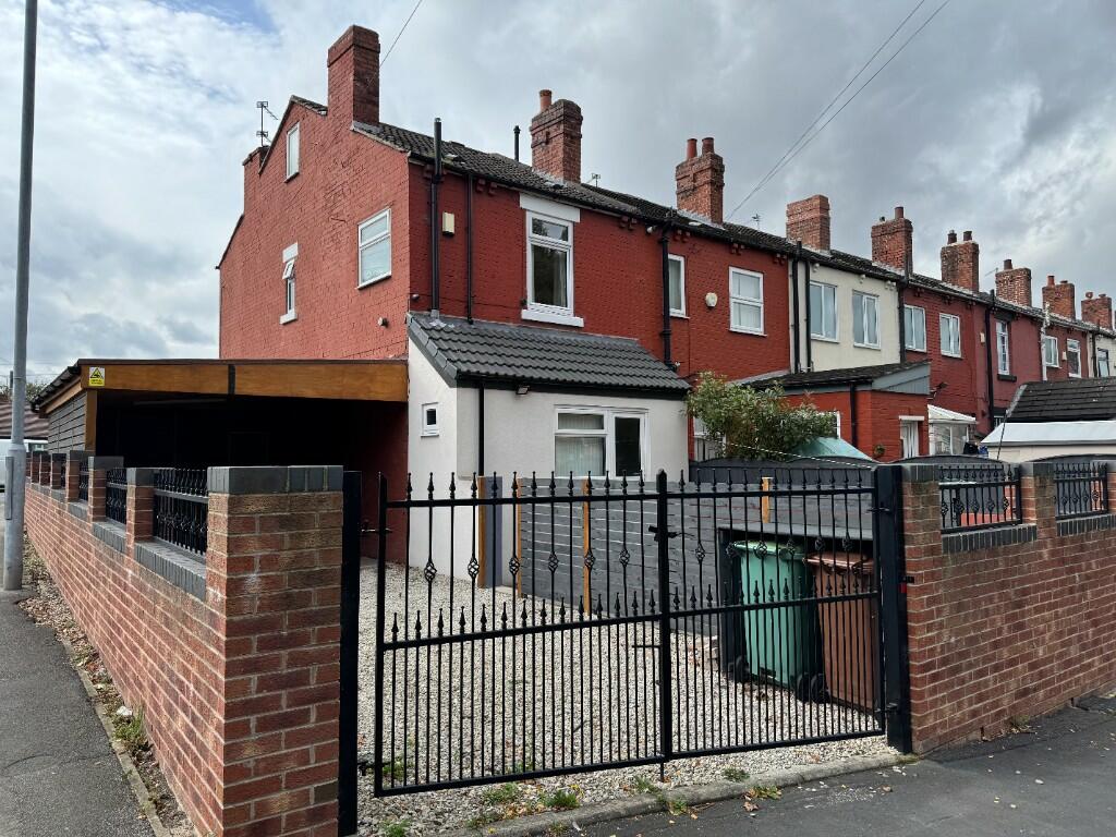 Kirkby Road, Hemsworth WF9 photo 2