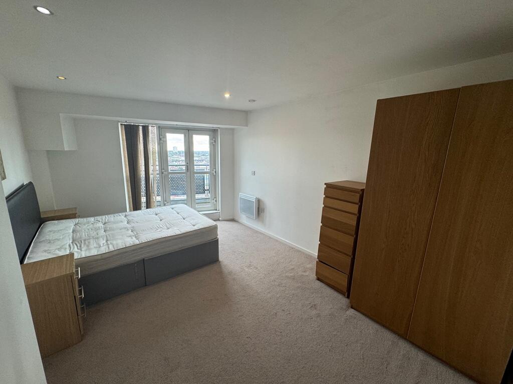 9TH Floor Masshouse 2 Bed With Balcony And Parking photo 5