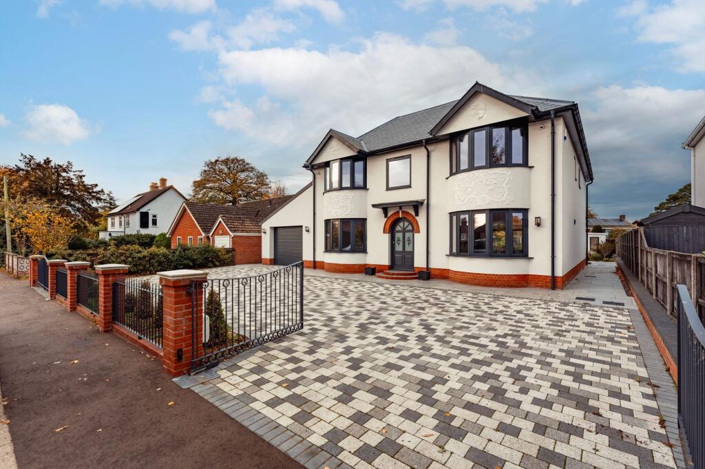 Main image of property: Louies Lane, Diss
