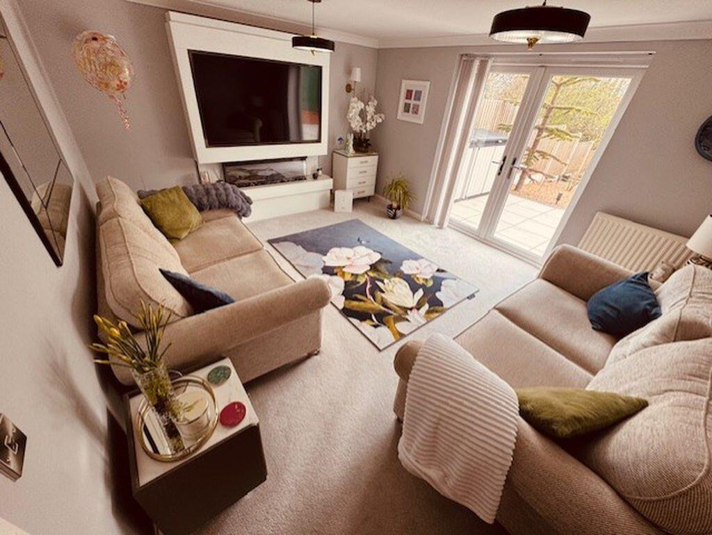 House in Stoke-on-Trent - View 3