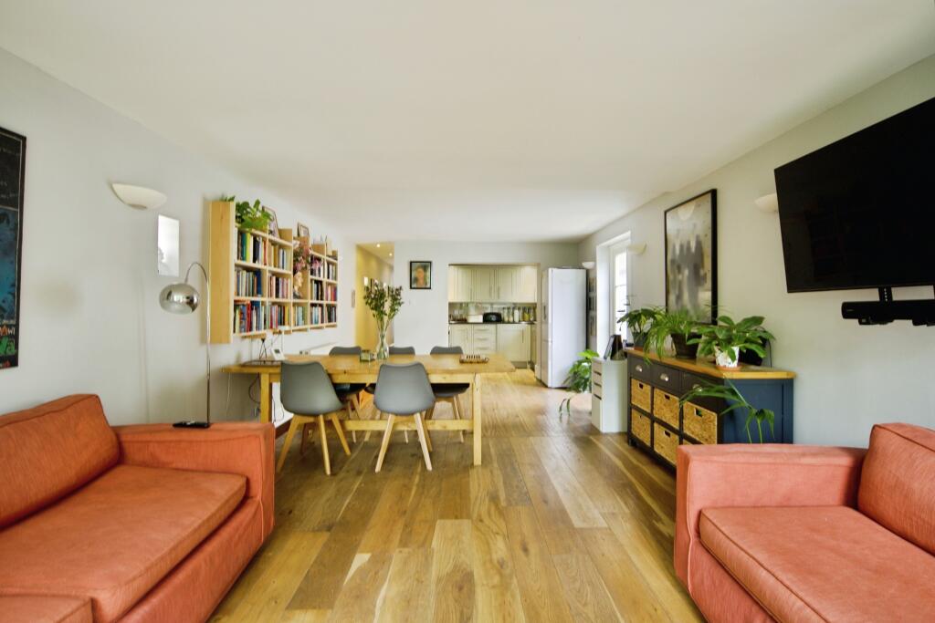 Apartment in London, Crouch Hall Park, Crouch End - View 2