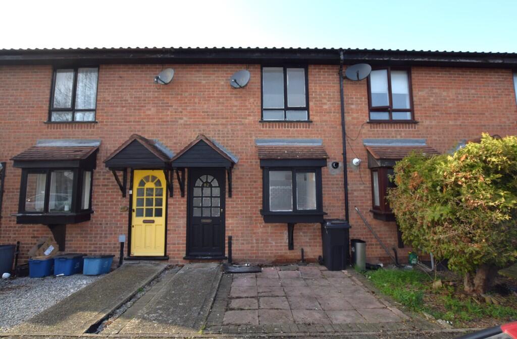 Main image of property: Avenue Road, Romford, RM6