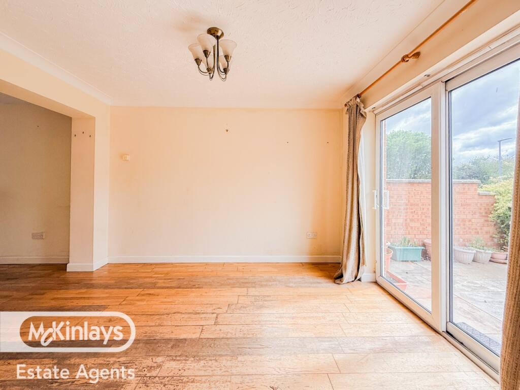3 bedroom detached, Baymead lane, North Petherton photo 4