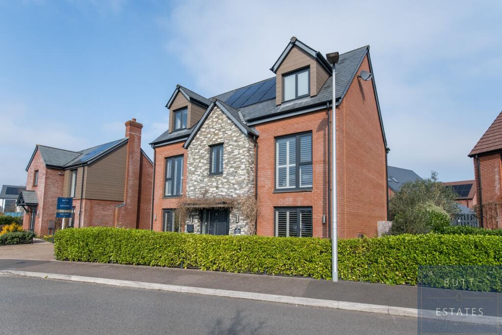 Main image of property: Bewick Avenue, Topsham, Exeter