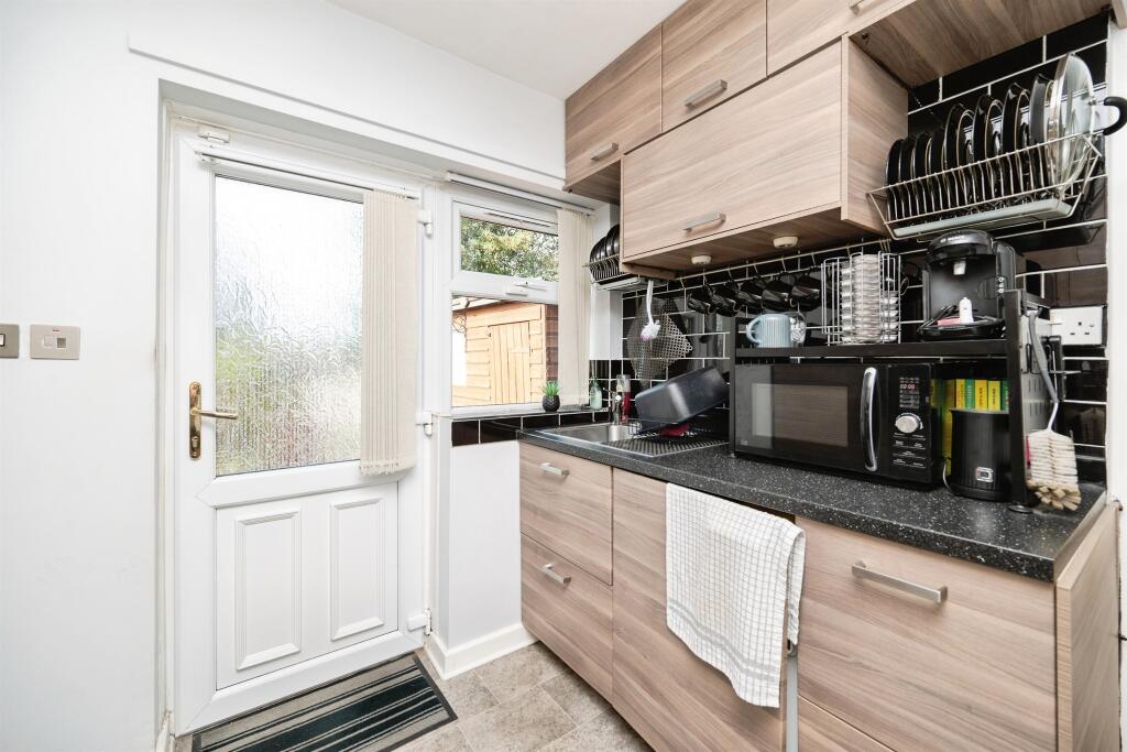 House in Sandwell, West Midlands - View 5