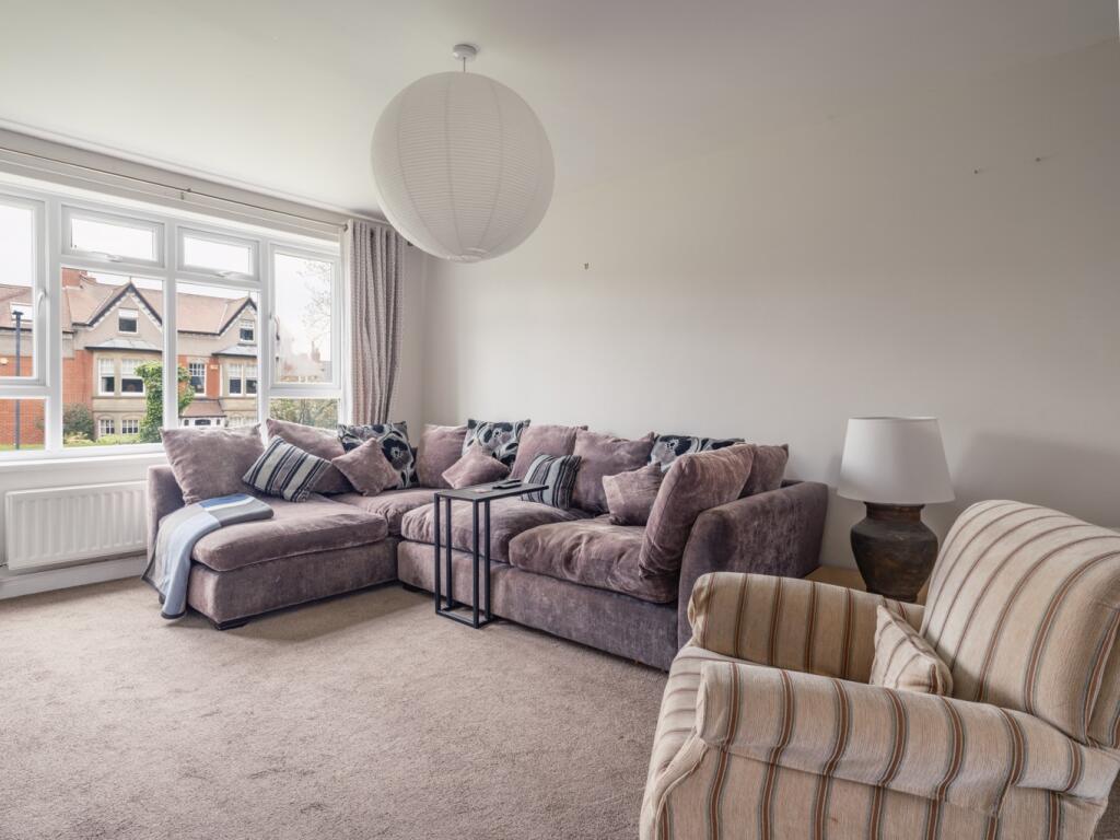 Apartment in Newcastle upon Tyne - More
