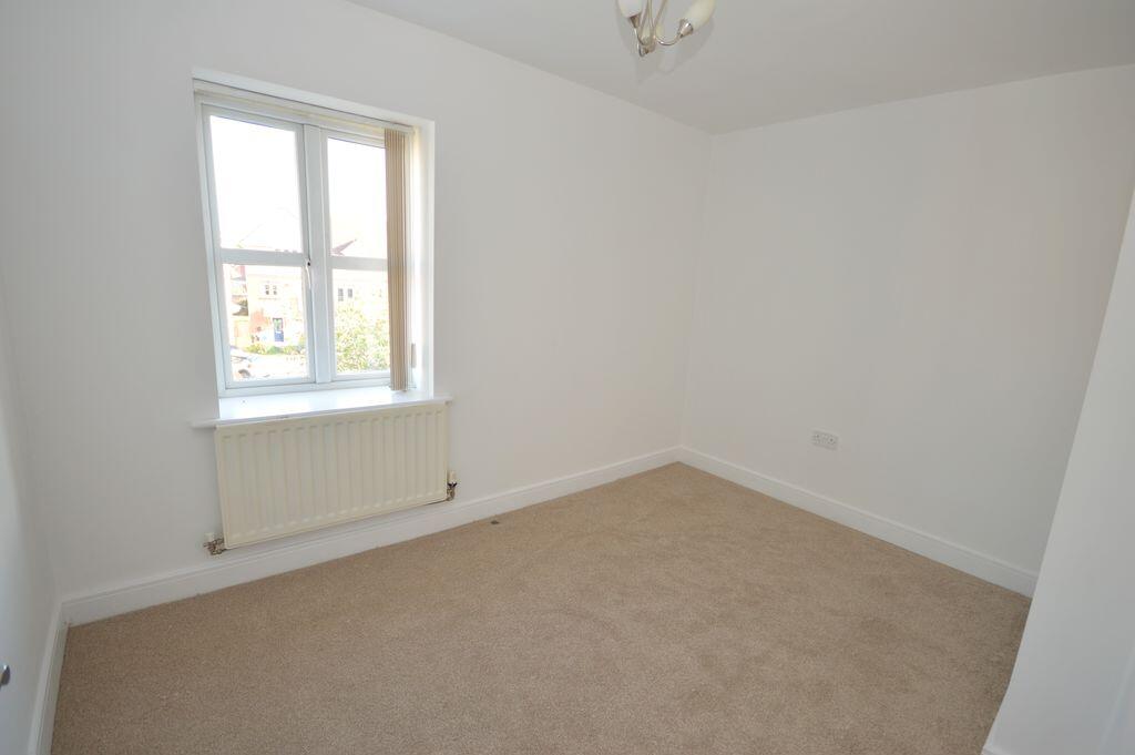 Apartment in Warrington - More