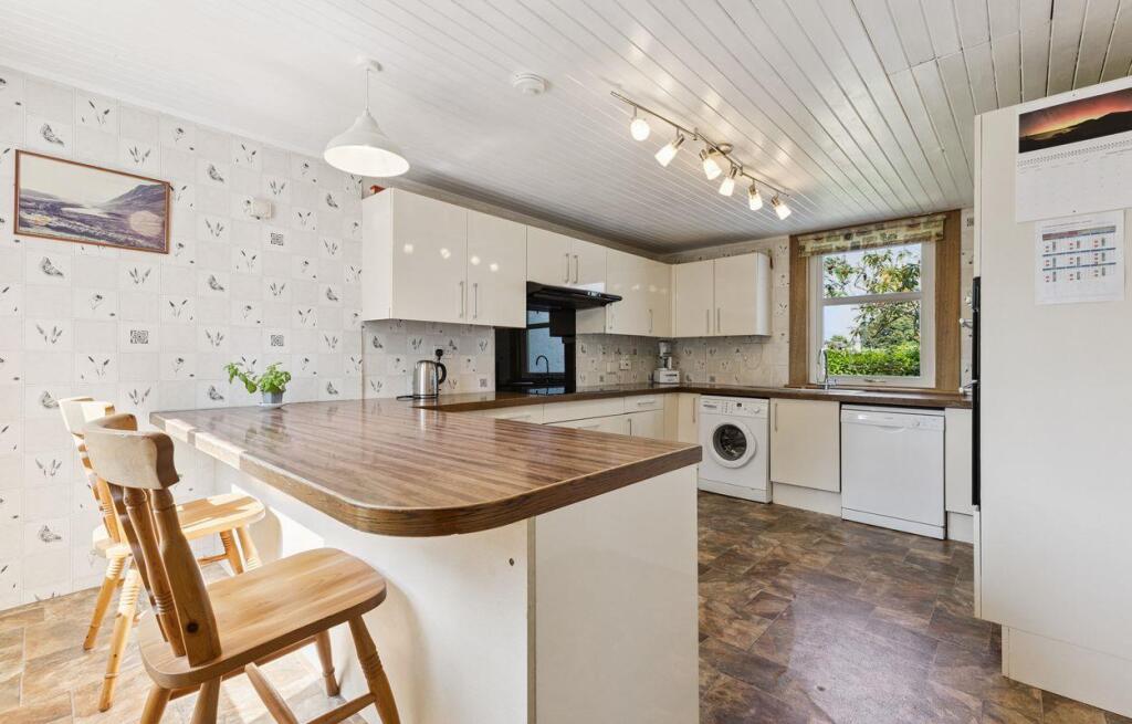House in Perth - More
