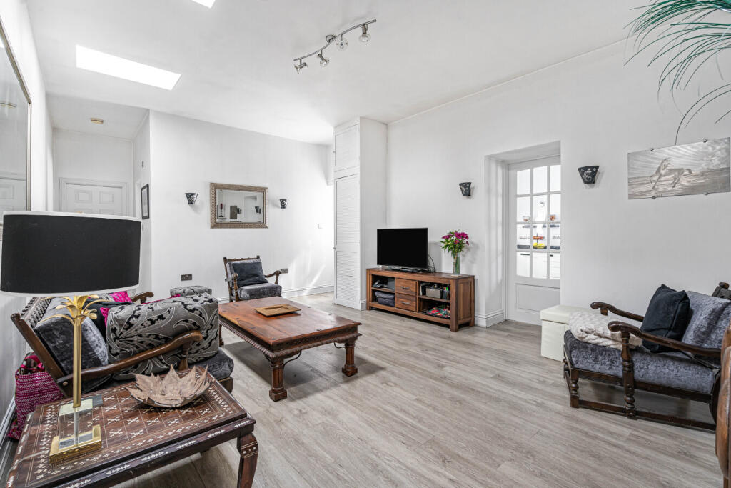 House in East Cambridgeshire, Ely - View 6