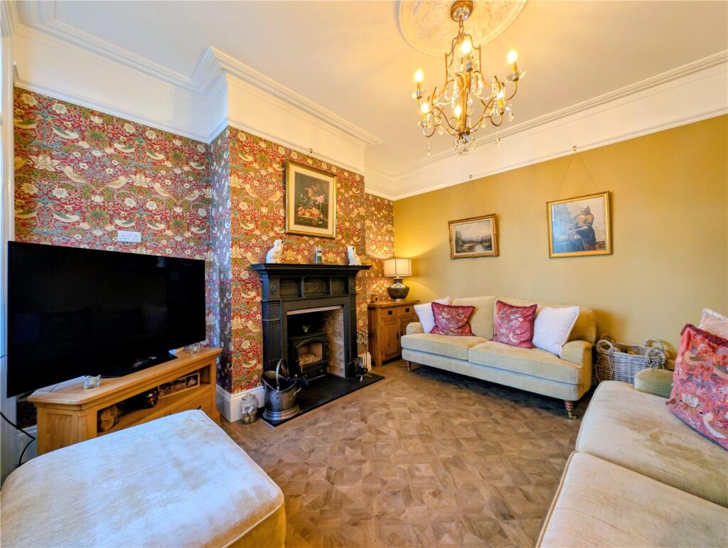 House in Wyre Forest, Kidderminster - More