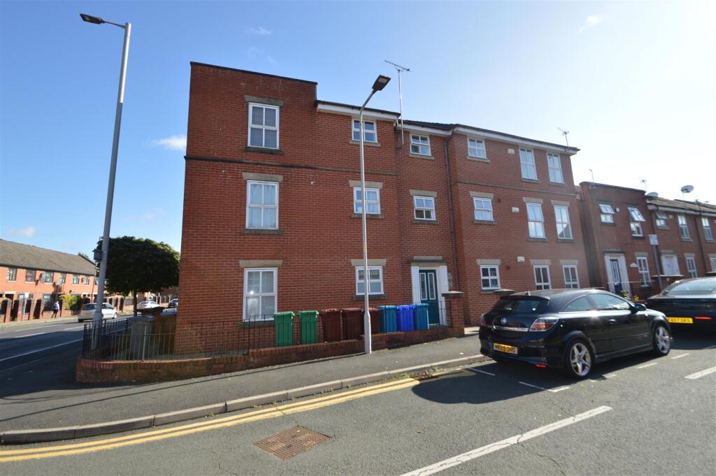 Main image of property: Heron Street, Manchester