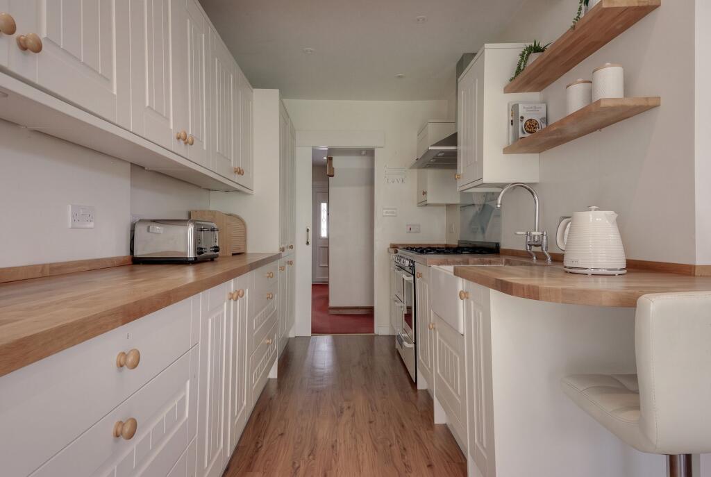 House in Watford - View 3
