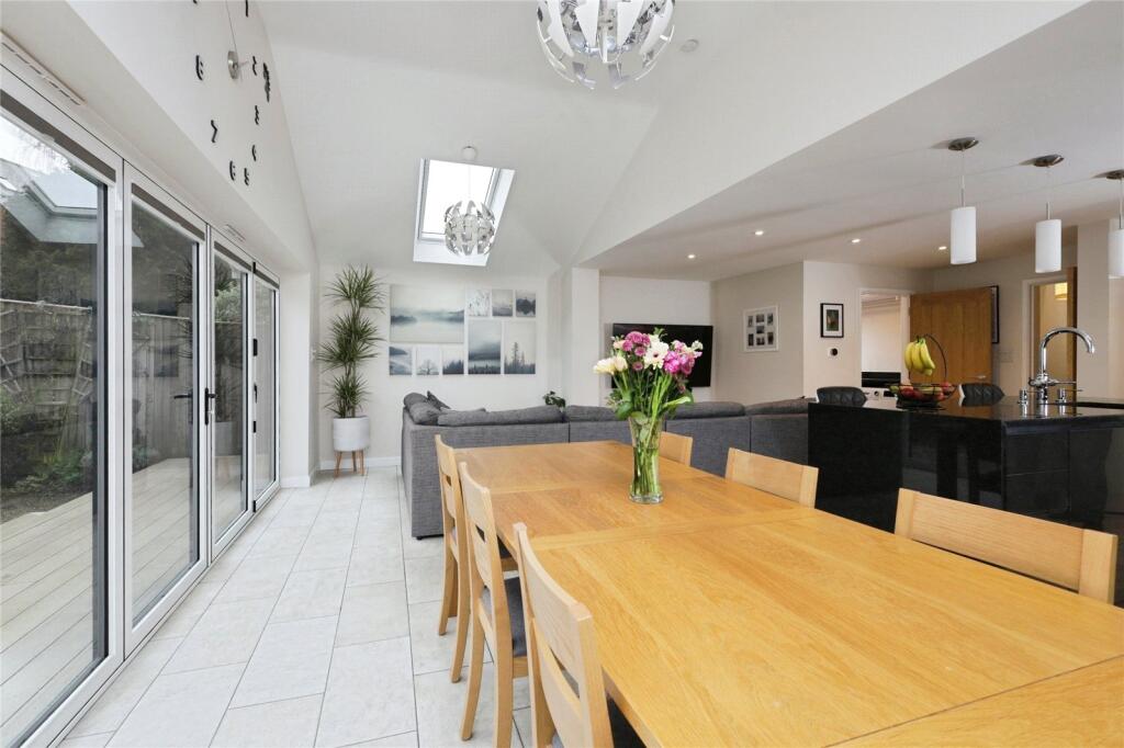 Farriers Way, UCKFIELD, East Sussex, TN22 photo 4