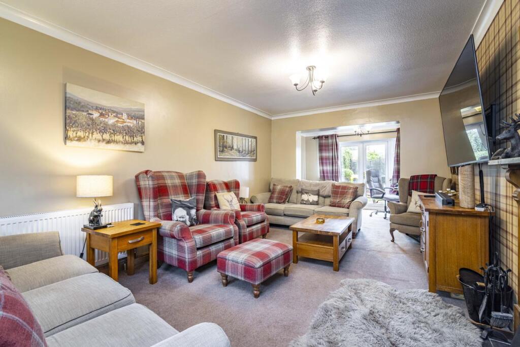 Nether Court Farnsfield photo 4