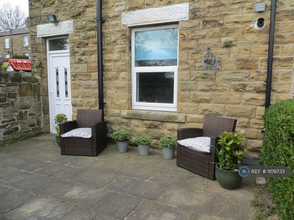 House in Wakefield - View 3