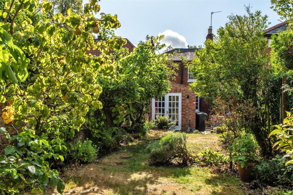 House in Devizes, Wiltshire - View 2