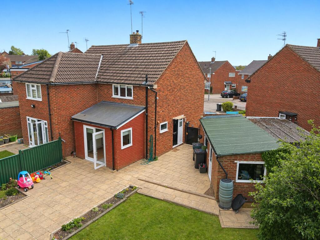 Main image of property: Oakwood Drive, Luton, Bedfordshire, LU3