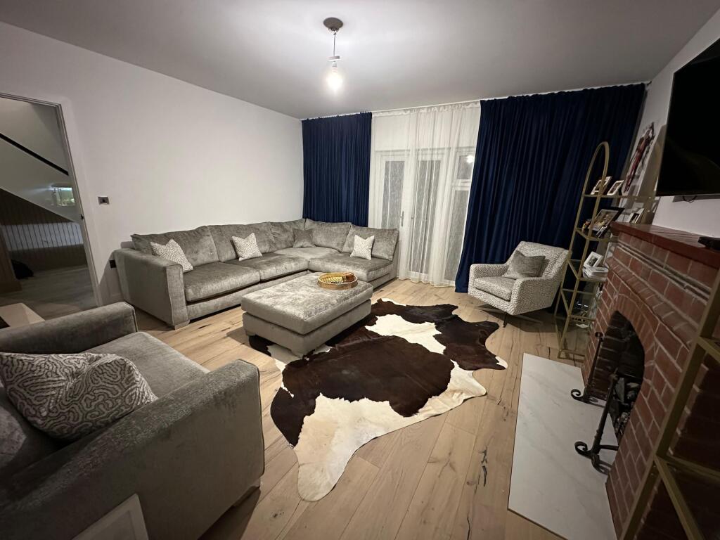 House in Epping Forest, Nazeing - View 3