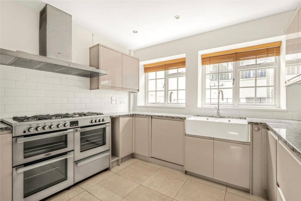 House in London - More