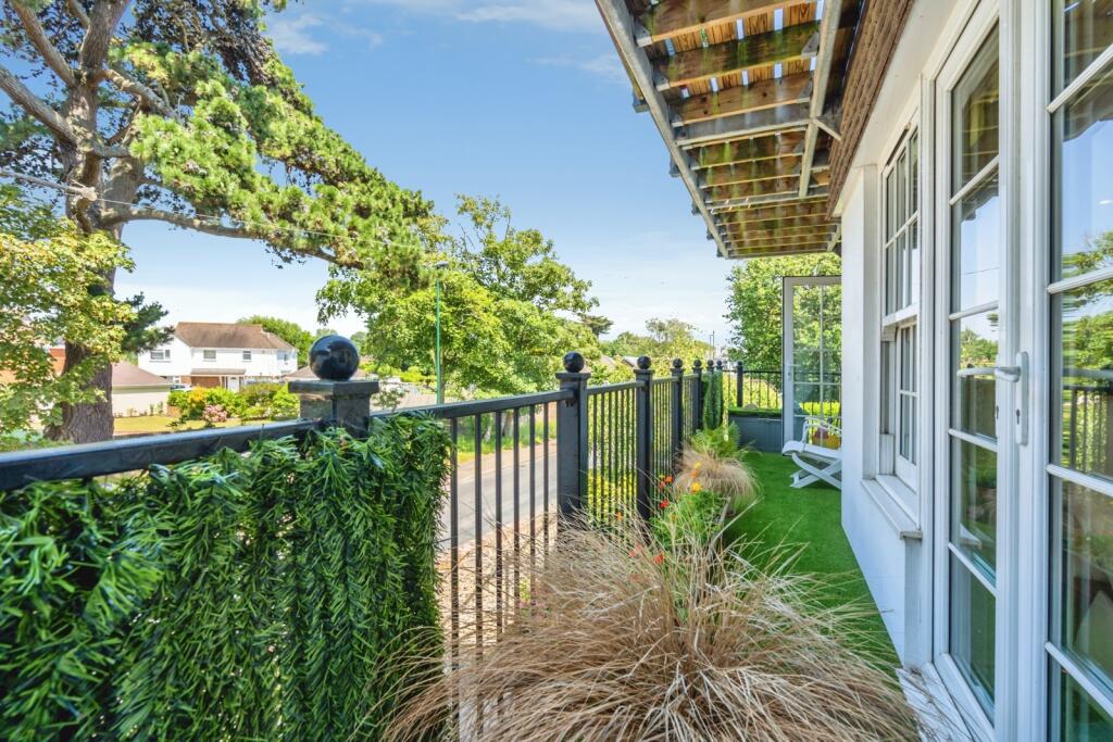 Apartment in Arun, Aldwick - View 4