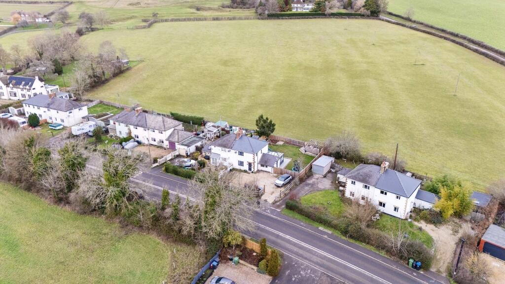 Main image of property: Shipston Road, Long Compton, Shipston-on-Stour, CV36