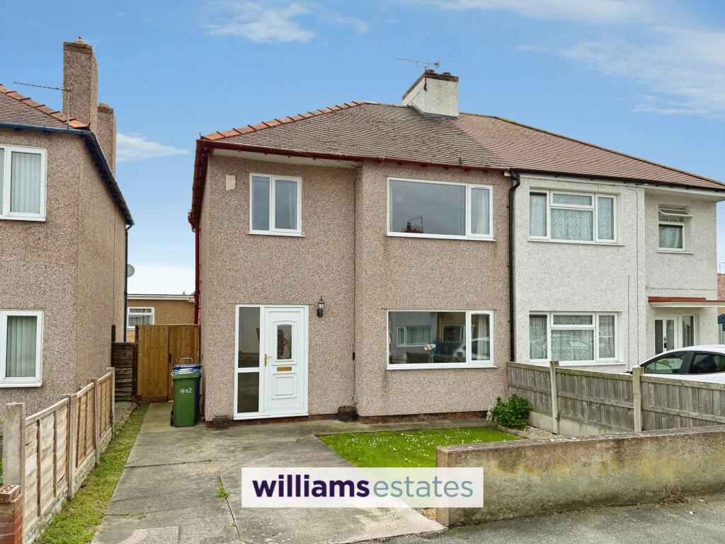 3-bed semi-detached on Holland Park Drive, Rhyl, LL18, £195,000