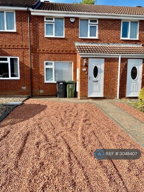 Main image of property: Spetchley Close, Redditch, B97