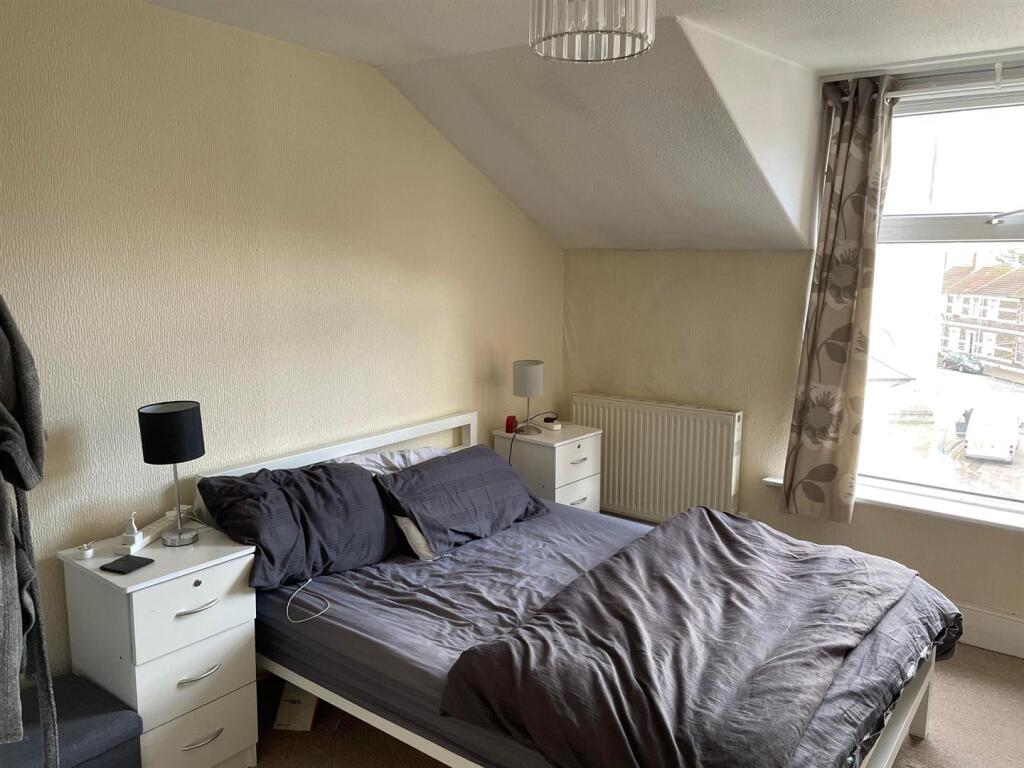 House in Cardiff, Tredegarville, Roath - View 2