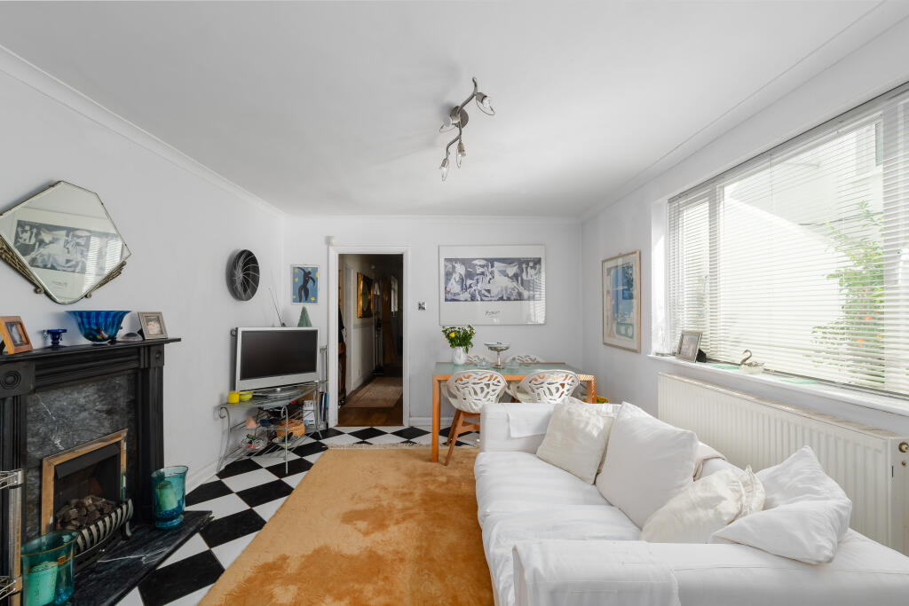 Apartment in London, Blackheath Royal Standard, Kidbrooke - More
