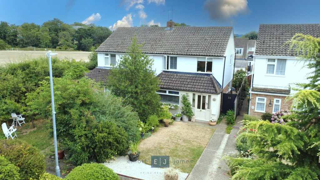 Main image of property: Rochford Avenue, Waltham Abbey