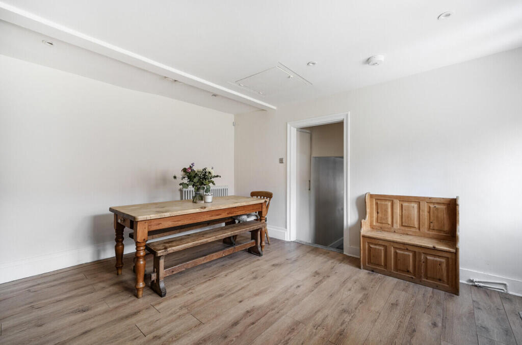Apartment in Sevenoaks, Westerham - More