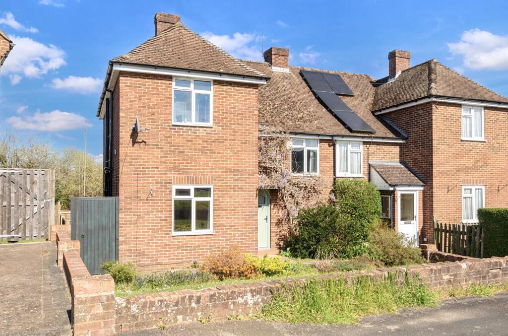 Main image of property: Woodpecker Way, Eastleigh