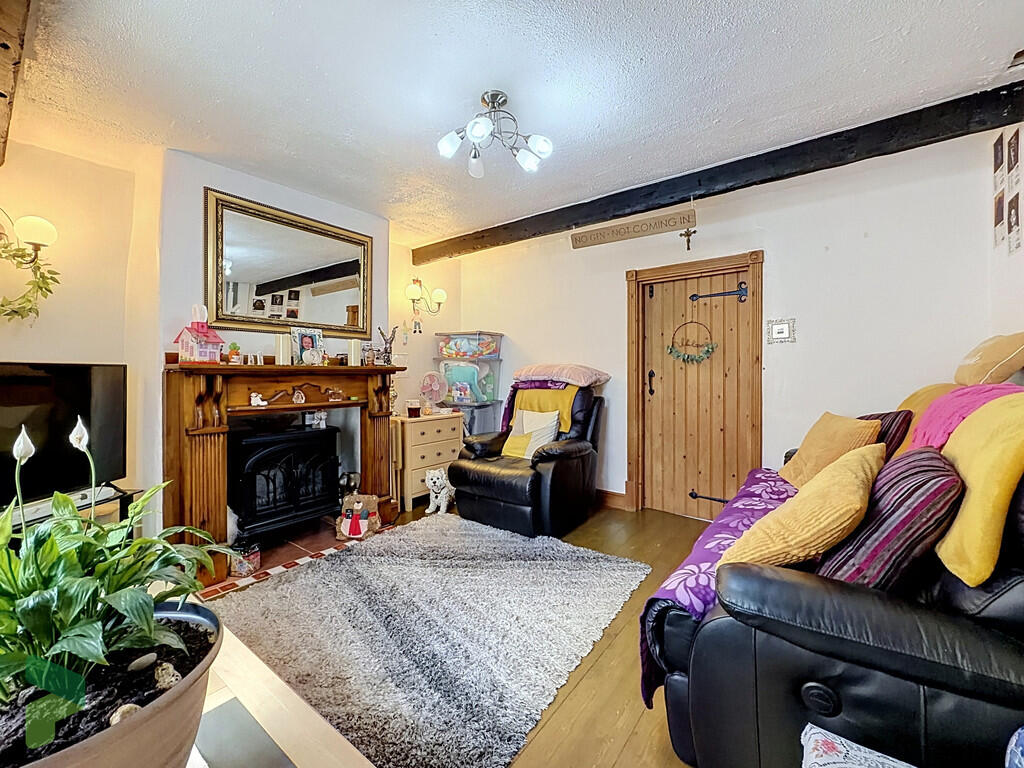 West View Place, Blackburn photo 4
